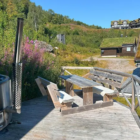 Дом отдыха Stunning Home In Aseral With Wifi